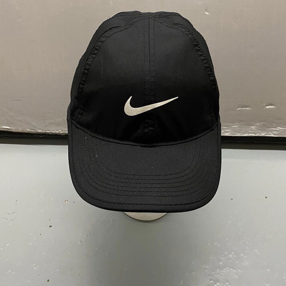 Nike Hat Mens Strapback Black Panel Dri-Fit Tailwind Featherlight Cap Running